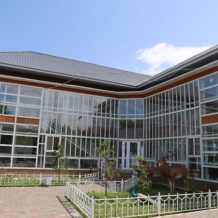 בורובויה Hotel Eurasia Deluxe מראה חיצוני תמונה